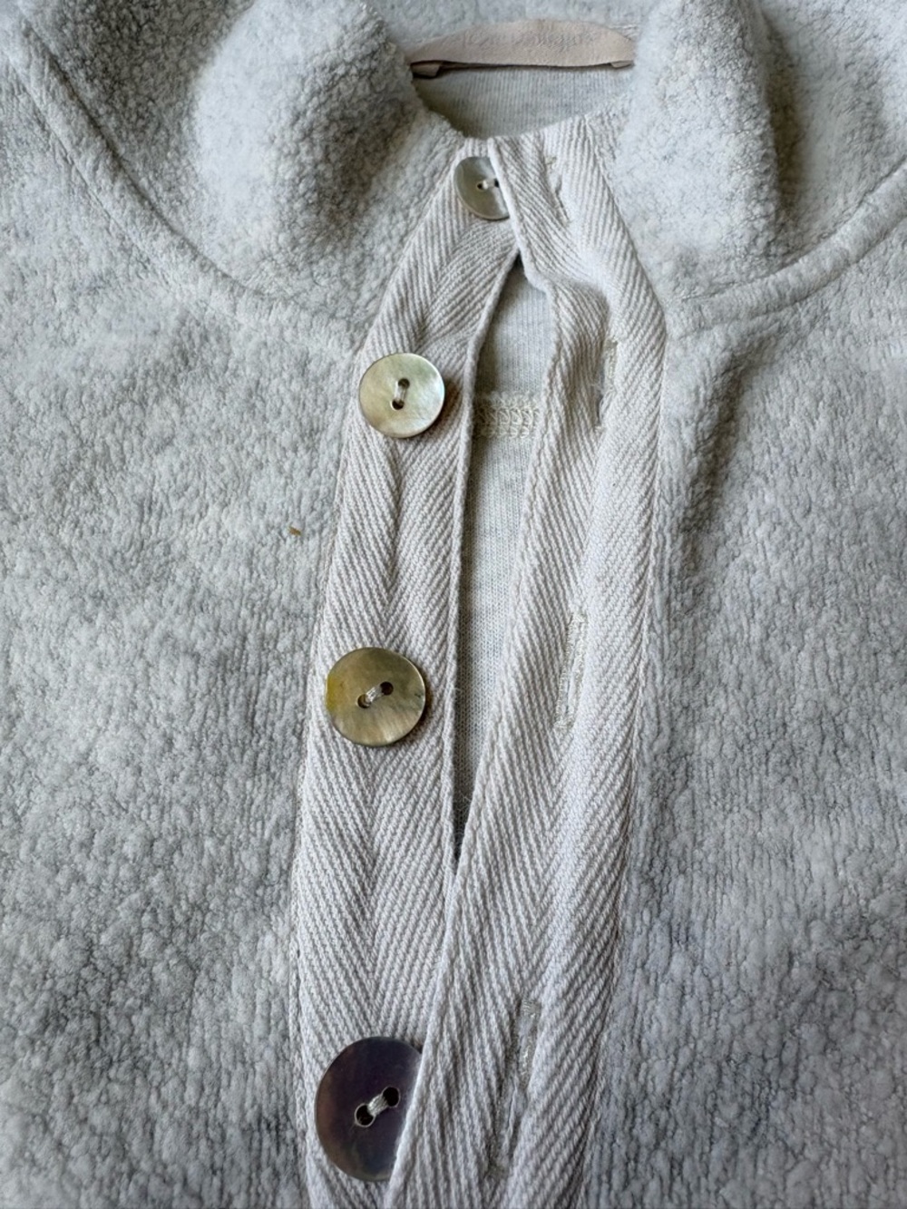 Women’s Soft Surroundings top - Picture 5 of 7